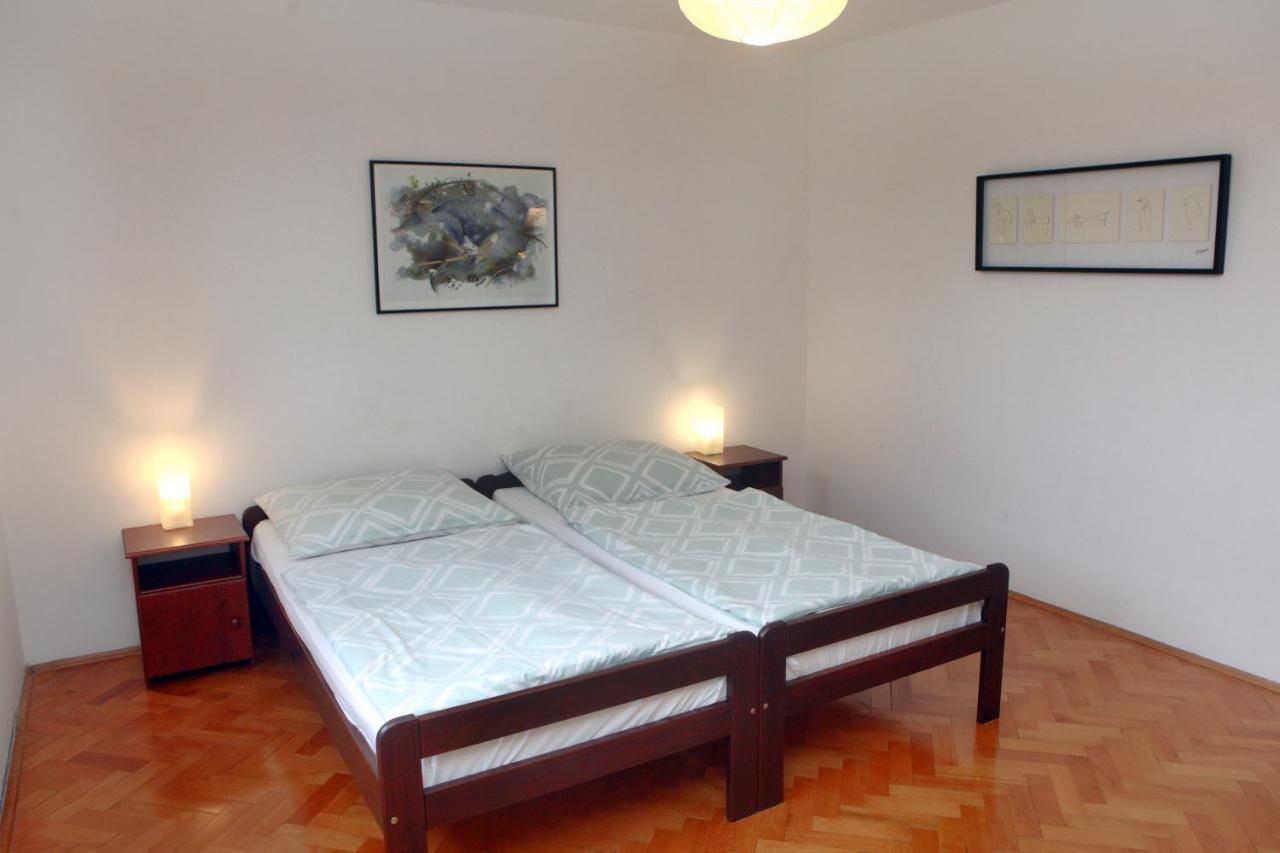 Warm And Comfy Piran Apartment With Parking! Buitenkant foto