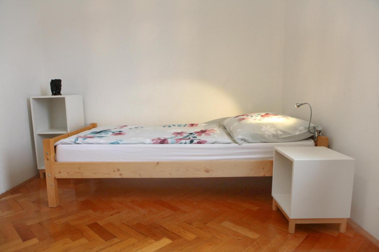 Warm And Comfy Piran Apartment With Parking! Buitenkant foto