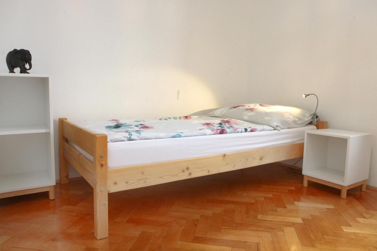 Warm And Comfy Piran Apartment With Parking! Buitenkant foto