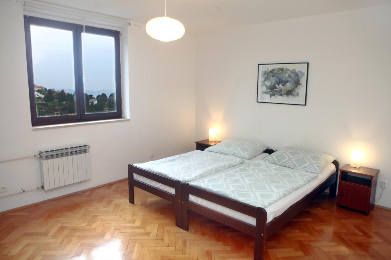 Warm And Comfy Piran Apartment With Parking! Buitenkant foto